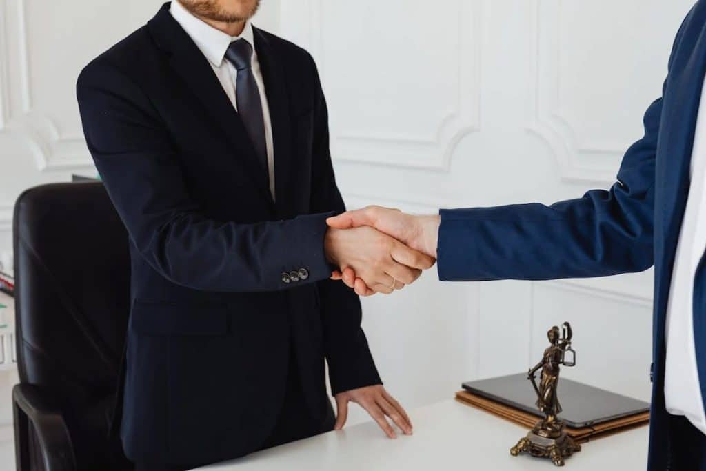 commercial litigation lawyer Sydney